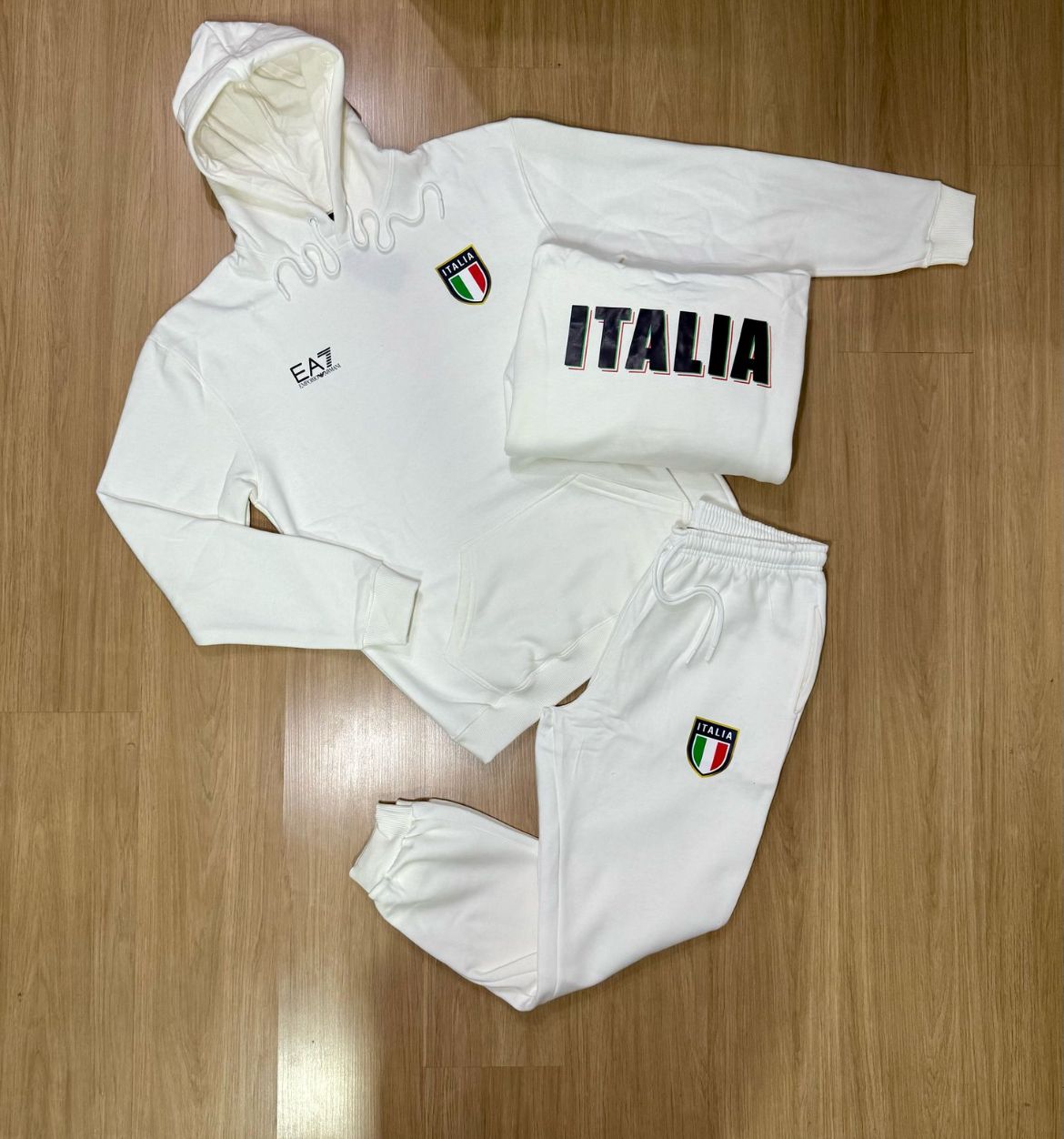 Conjunto Emporio Armani - Edição Itália