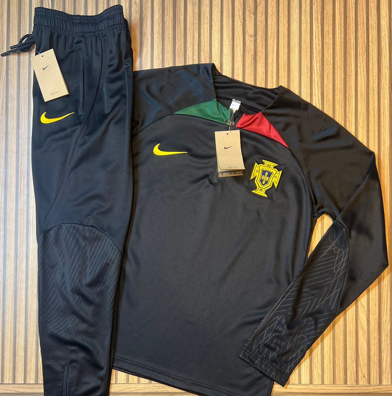 Conjunto Agasalho Treino Portugal