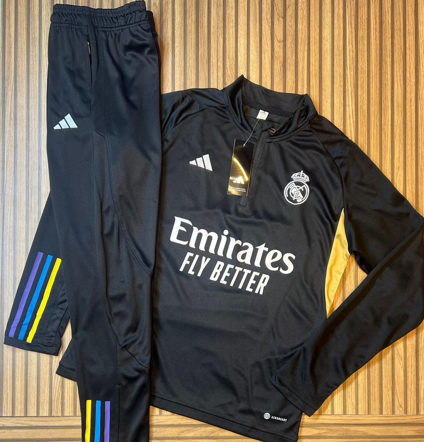 Conjunto Agasalho Treino Real Madrid
