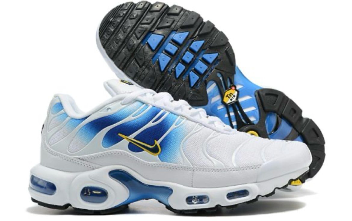 Nike Air Max Plus TN Spray Paint Swoosh Sneakers' 